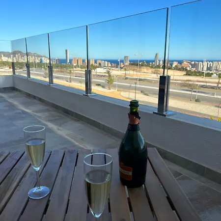 Camporrosso43 Luxury Penthouse, Jacuzzi, Billiards *